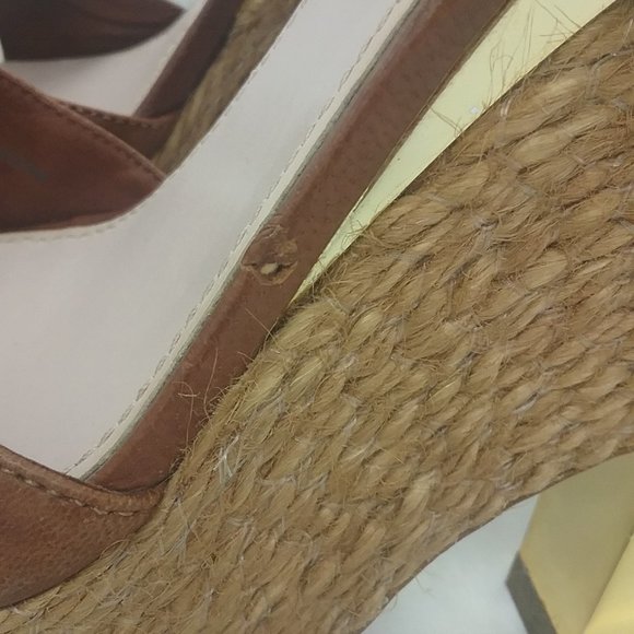 Miu Miu Leather/Raffia Gold Heel Sandals - Picture 6 of 13